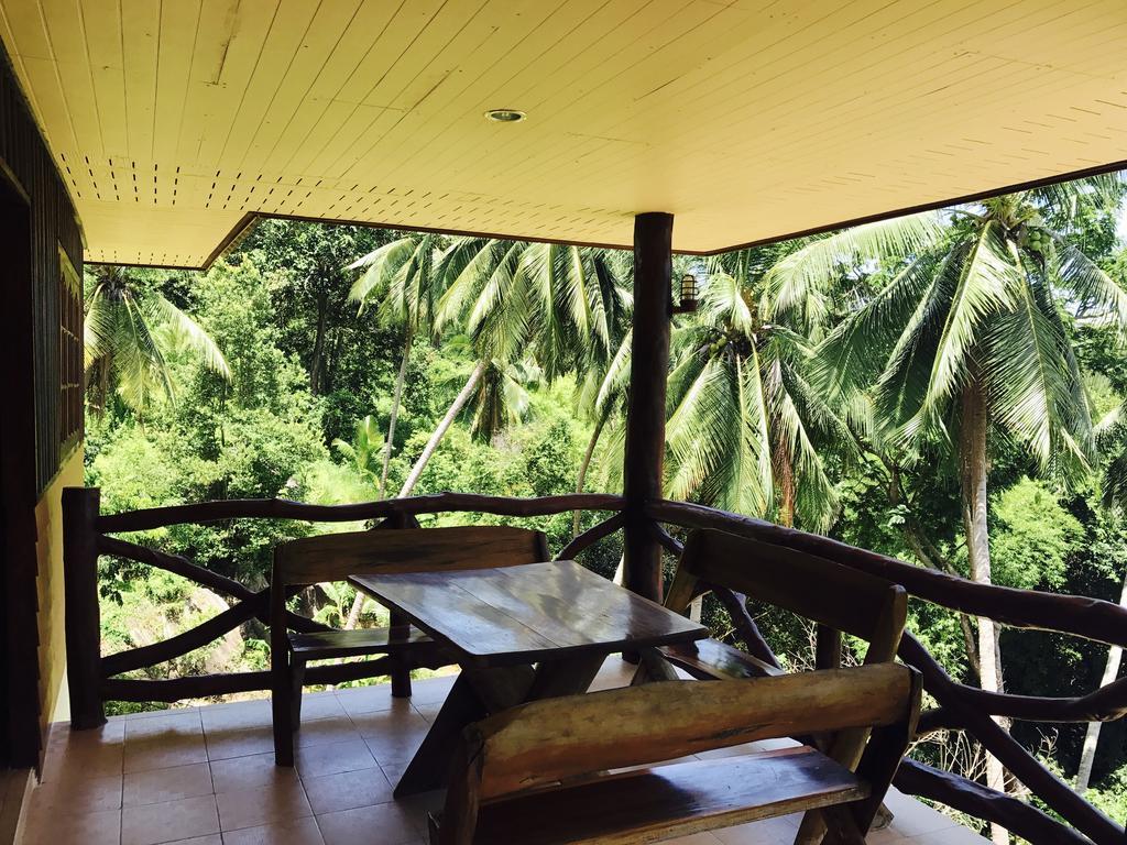 Sunyo Garden Guesthouse Baan Tai Exteriör bild
